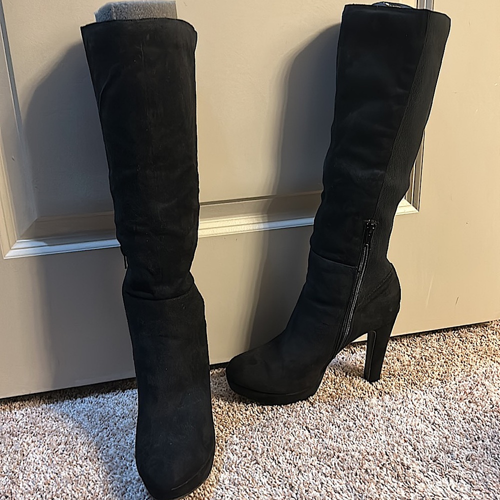 Black sexy suede knee high boots size 9